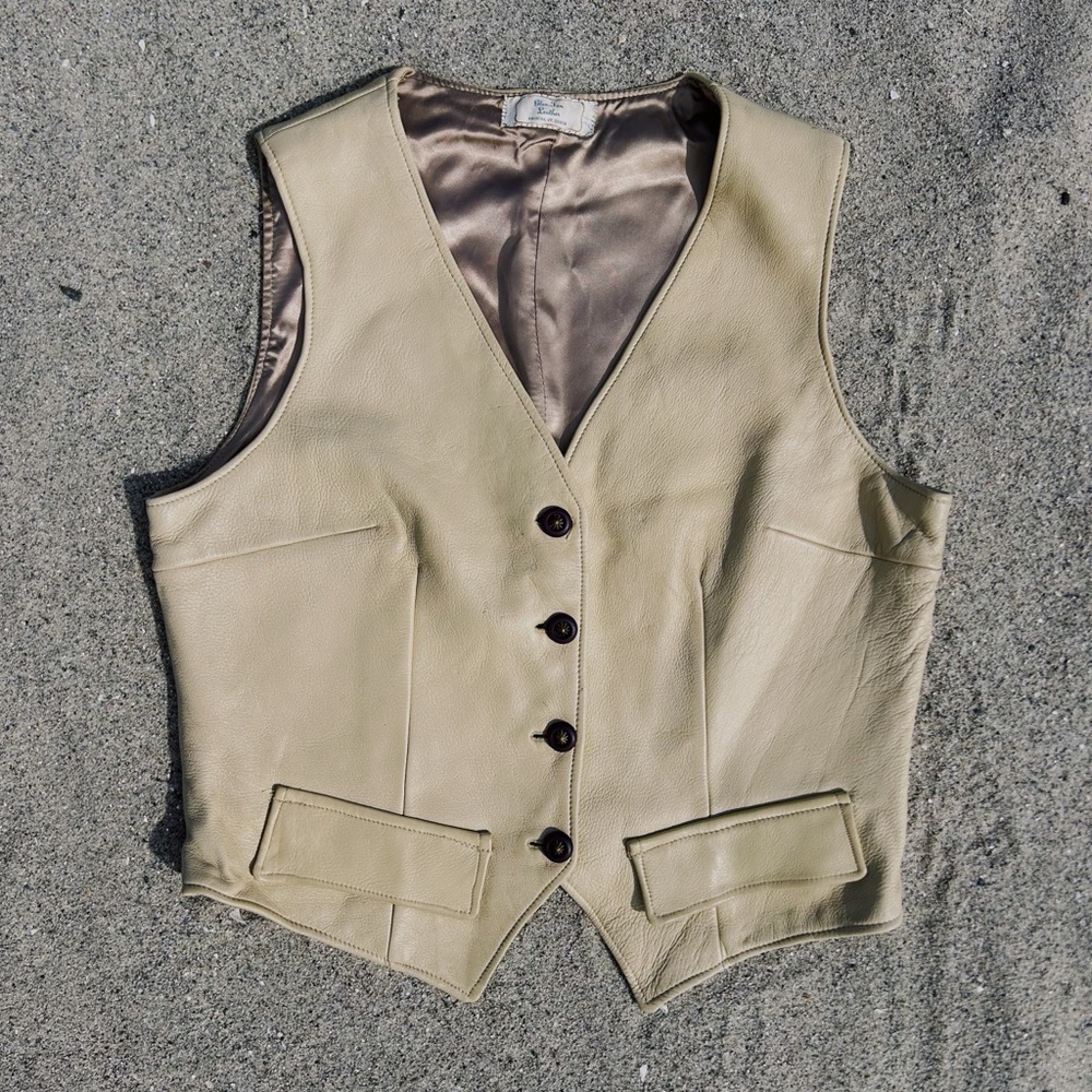 Glen-Fon Leather Vest with Button Closure